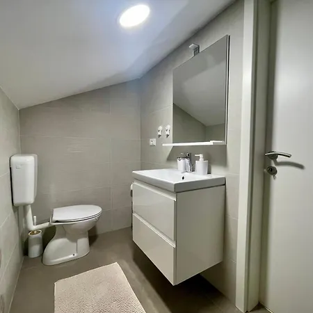 Amare Apartman *