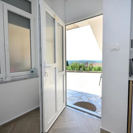 Apartman Amare *